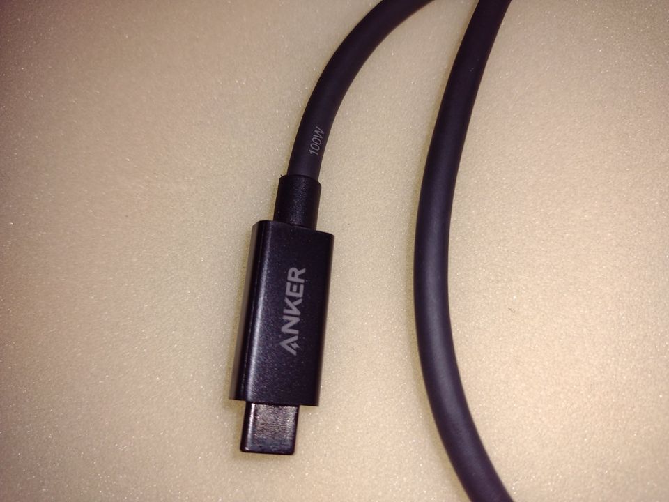 USB-C to USB-C Thunderbolt 3.0 Cable by Anker