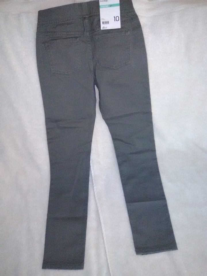 Girl's Cotton Jeggings Skinny Leg~Fuchsia or Green Sizes 4, 10, 12, 14