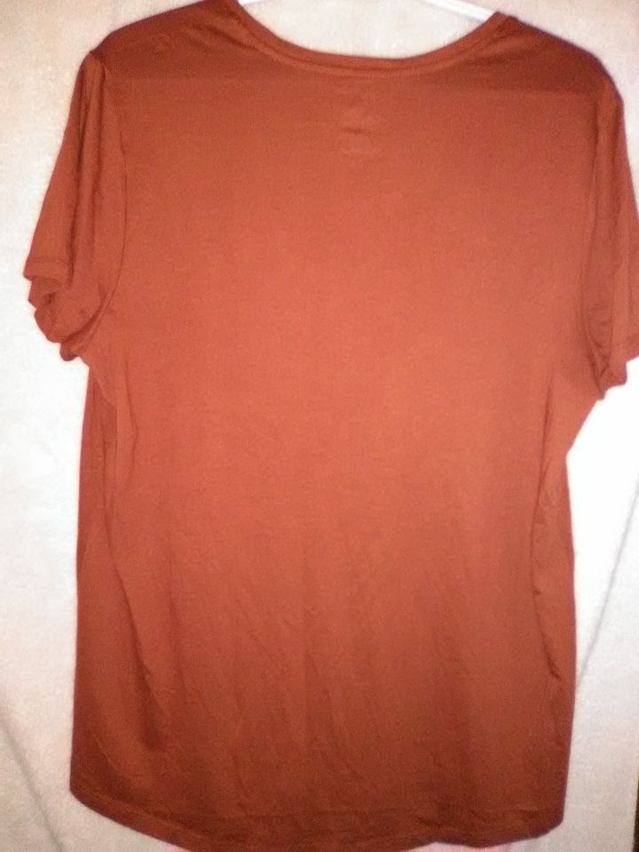 Scoop Neck T's with High-Low Hem in Gold, Rust, Pink, Burgundy Sizes L, XL