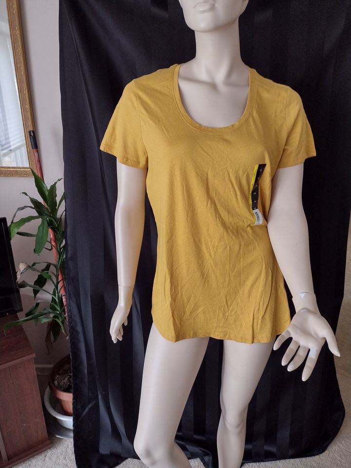 Scoop Neck T's with High-Low Hem in Gold, Rust, Pink, Burgundy Sizes L, XL