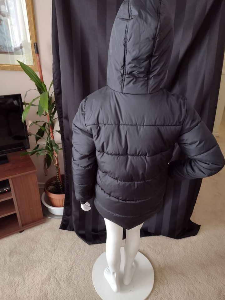 Boys Fleece Lined Puffer Coats with Hoods Sizes XS (Size 4-5), M (Size 7-8) Black