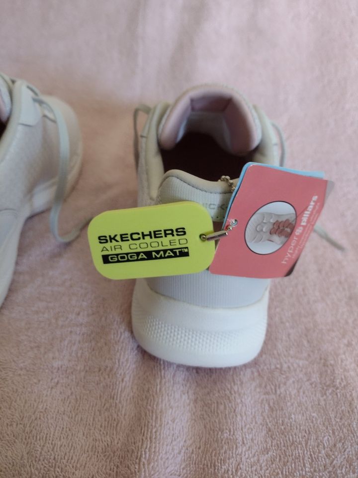 Women's Lace Up Sneakers by Skechers Size 9.5