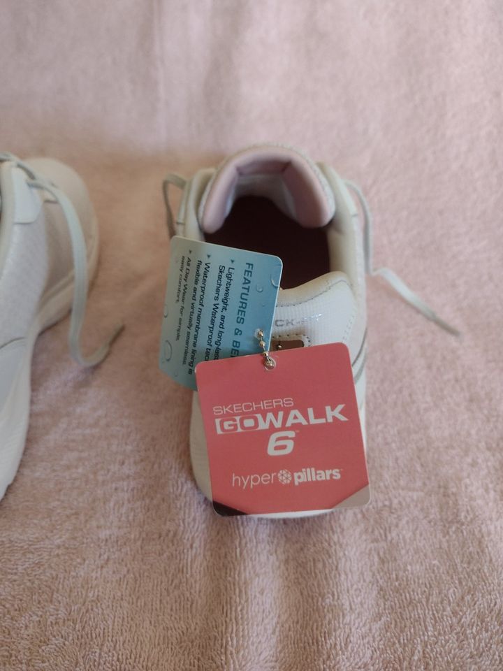 Women's Lace Up Sneakers by Skechers Size 9.5