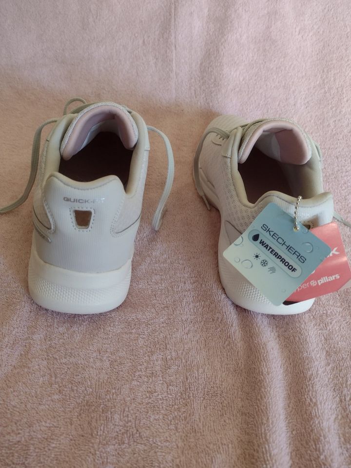Women's Lace Up Sneakers by Skechers Size 9.5