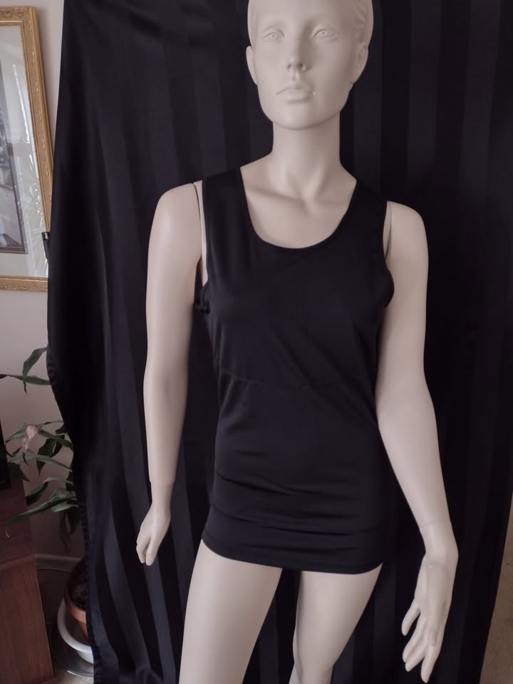 Silky Black Compression Tank Top Size M