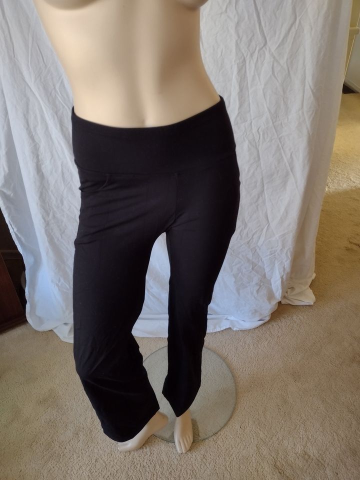 Women's Bootcut Yoga/Workout Pants High Rise Black by Occffy Size M