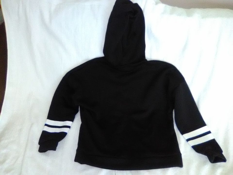 Women's Pullover Hoodie~"Friends" Size S