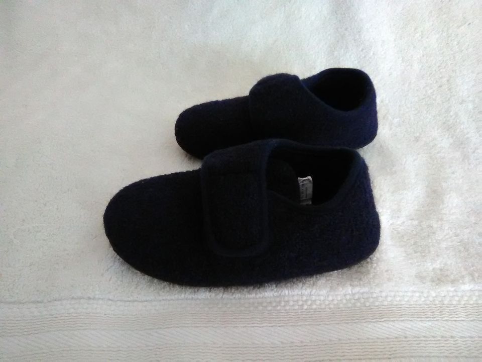 Children's Felt Slippers by Home Top Navy Size 30Eu. Navy