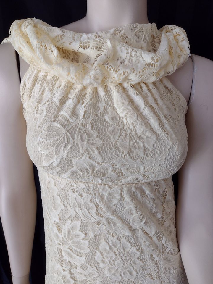 Wedding Dress Floral Lace with Train Yellow Size S