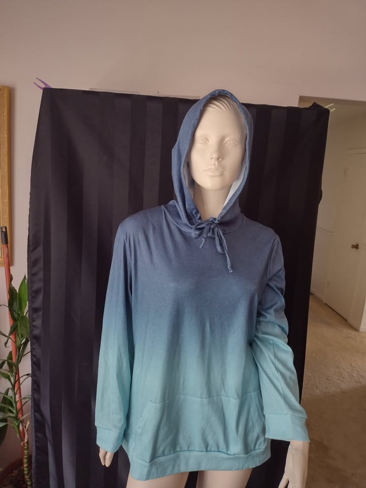 Women's Lightweight Pullover Hoodie Tie Dye Size L