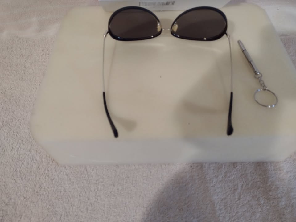 Men's Polarized Sunglasses with Gray Lenses