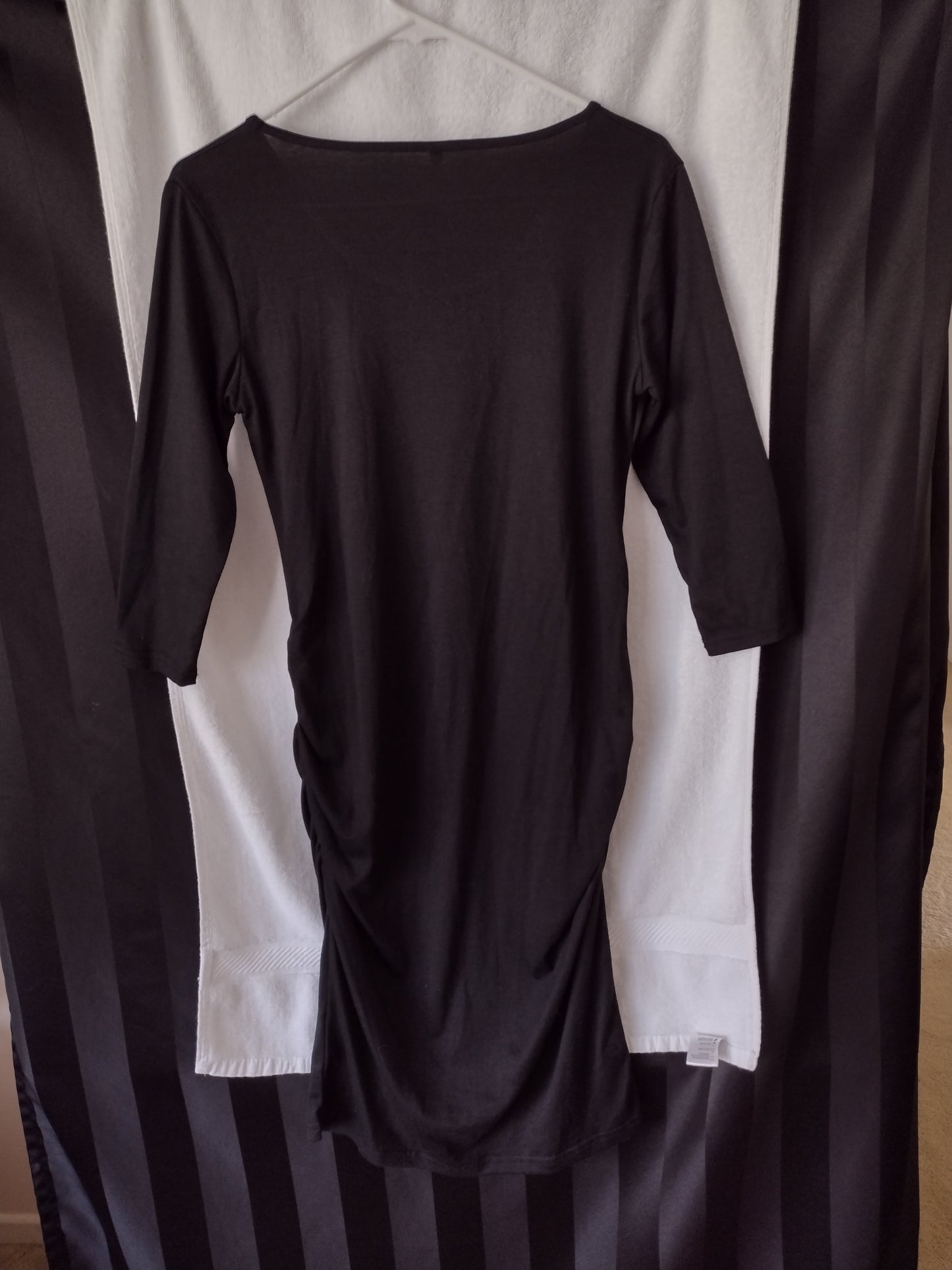 Liu & Qu Maternity Dress with Ruched Sides Black Size M