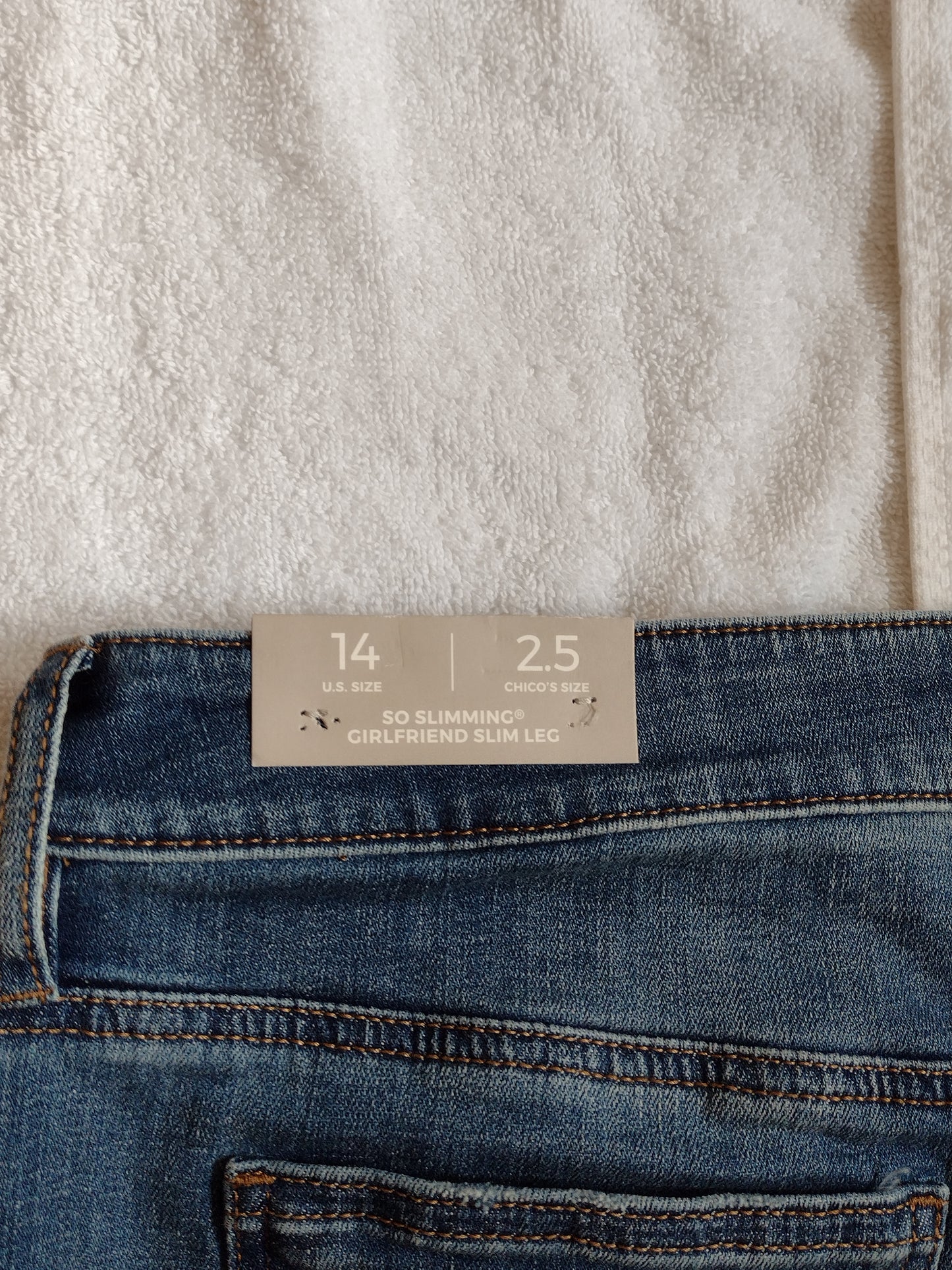 Crop Slim Leg Girlfriend Jeans by Chico's Size 14 US (2.5 Chico's Sizing)