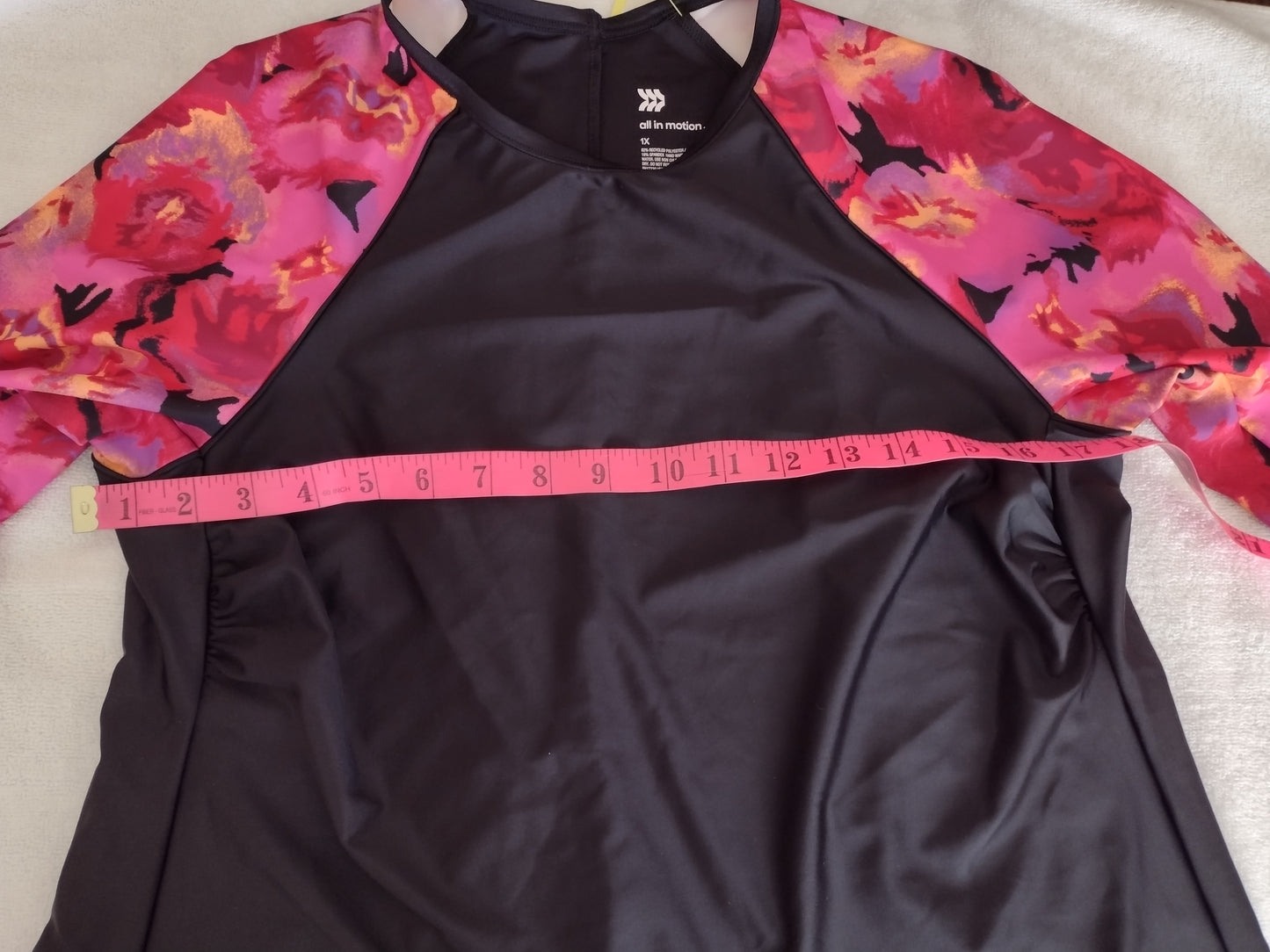 Women's Long Sleeve Swim Shirt by All In Motion Black w Floral Sleeves Size 1X