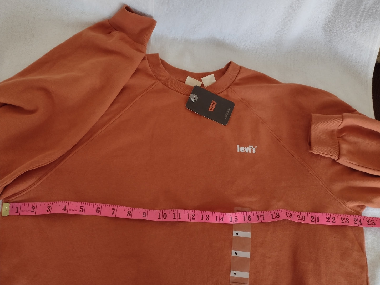 Women's Cropped Loose Fitting "Levi's" Sweatshirt Rust