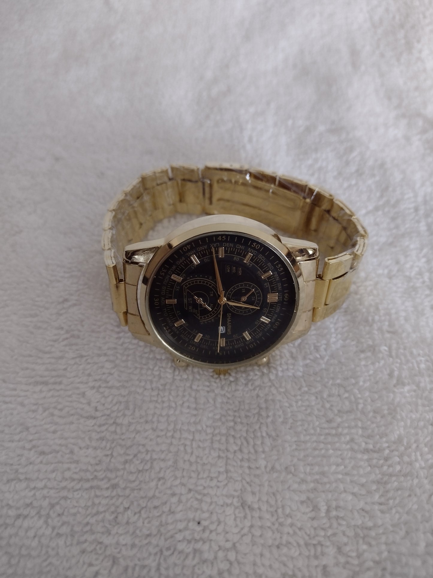 Men's Fashion Watch by Shaarms Gold with Black Face Size OS