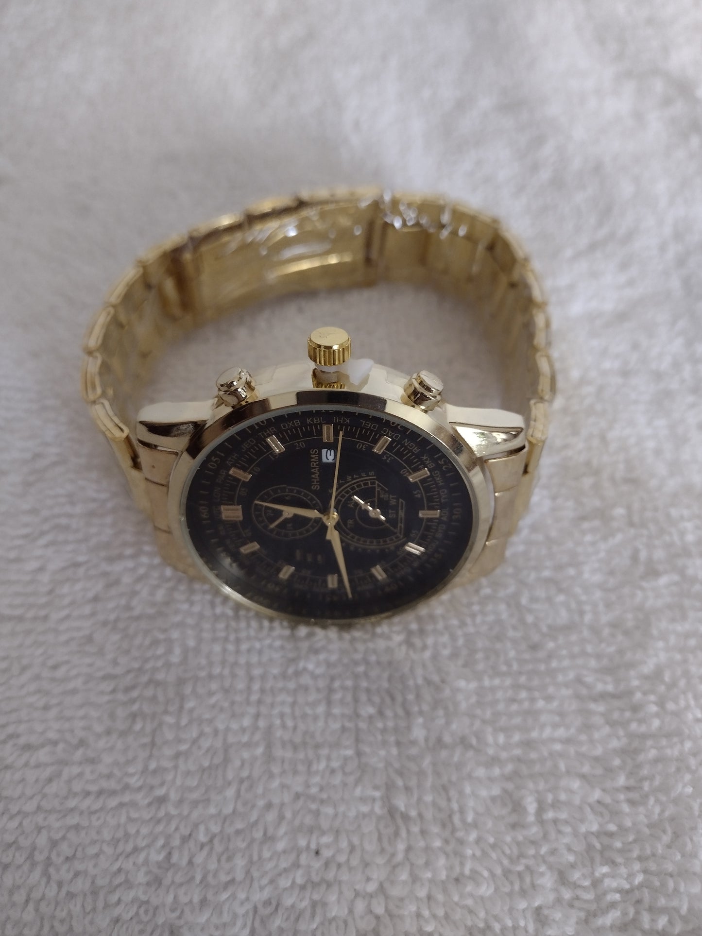 Men's Fashion Watch by Shaarms Gold with Black Face Size OS