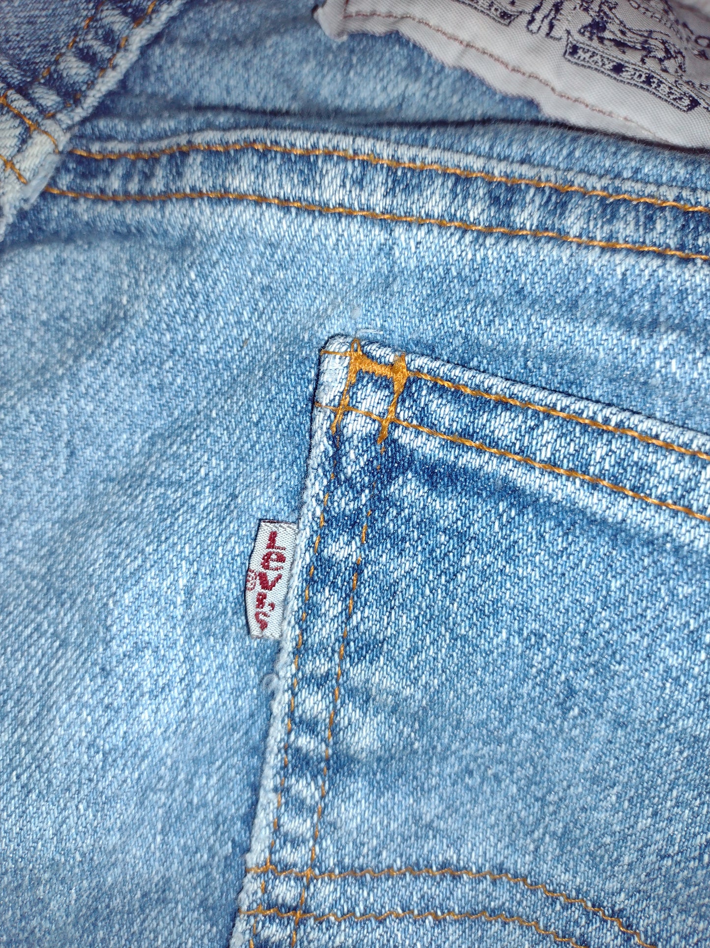 Men's Pre-Owned 695 Relaxed Fit Levi's 38W 29L