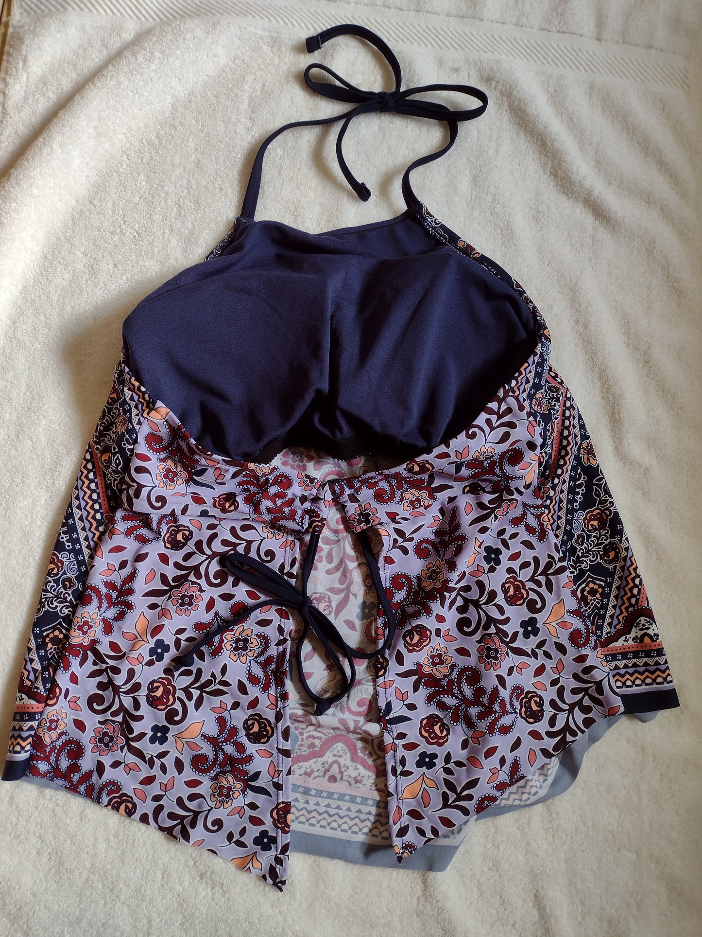 Women's Kona Sol Swimsuit Top Size XL(16-18)