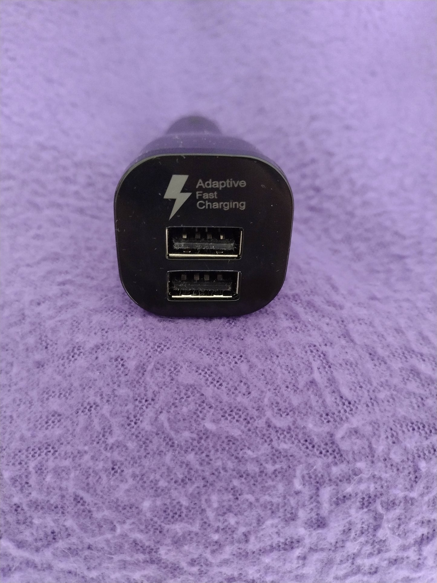 Adaptive Fast Charging Car Phone Charger with 2 USB Ports