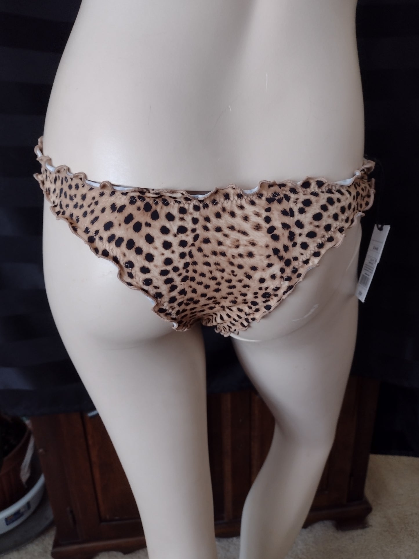 Women's Low Rise Frill Bikini Bottoms Sizes S, M, XL