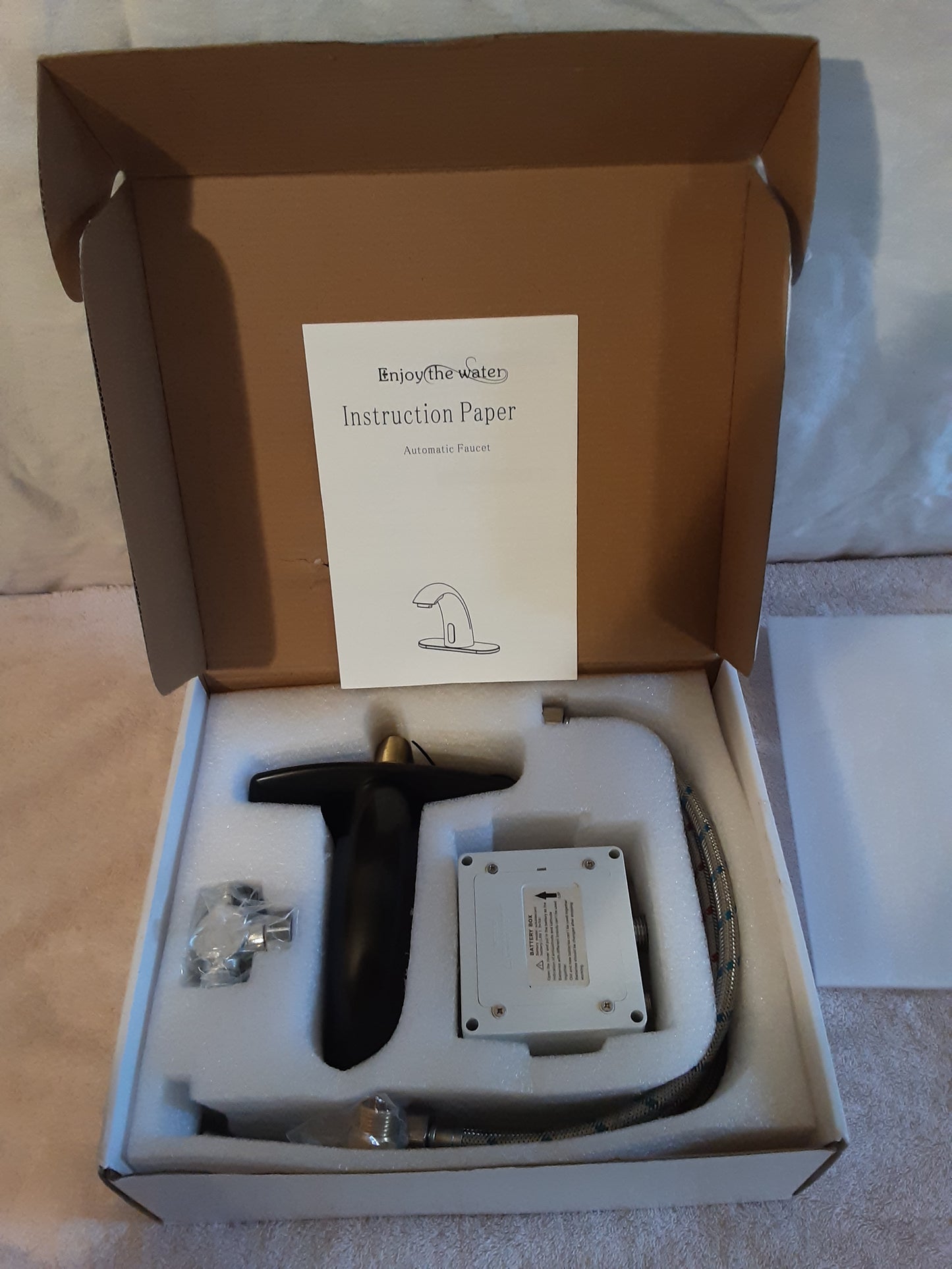 Touch Free Automatic Hot and Cold Mixing Faucet with Deck Plate Solid Brass