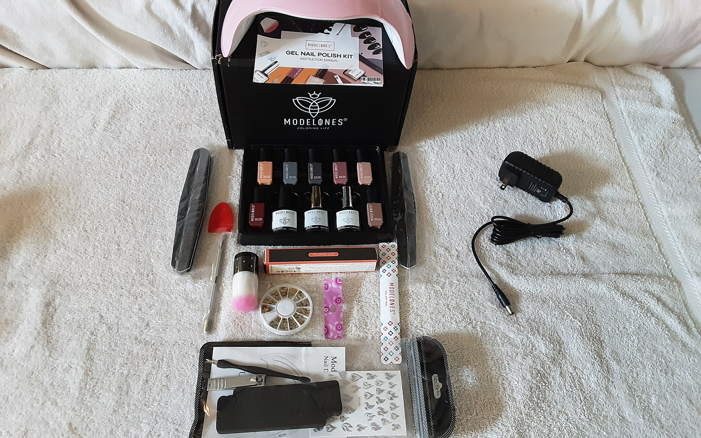 Gel polish kit by Modelones