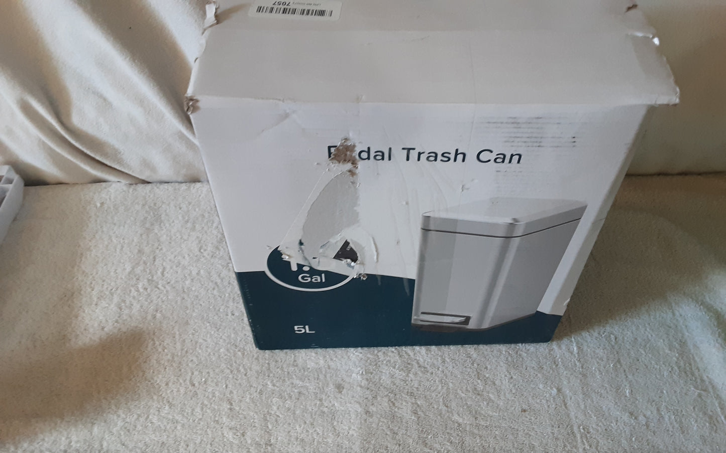 Rectangular trash can
