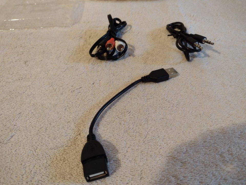 Bluetooth Wireless Audio Transmitter for TV, PC by Carpuride
