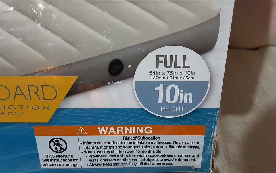 Intex Single-High Airbed by Intex