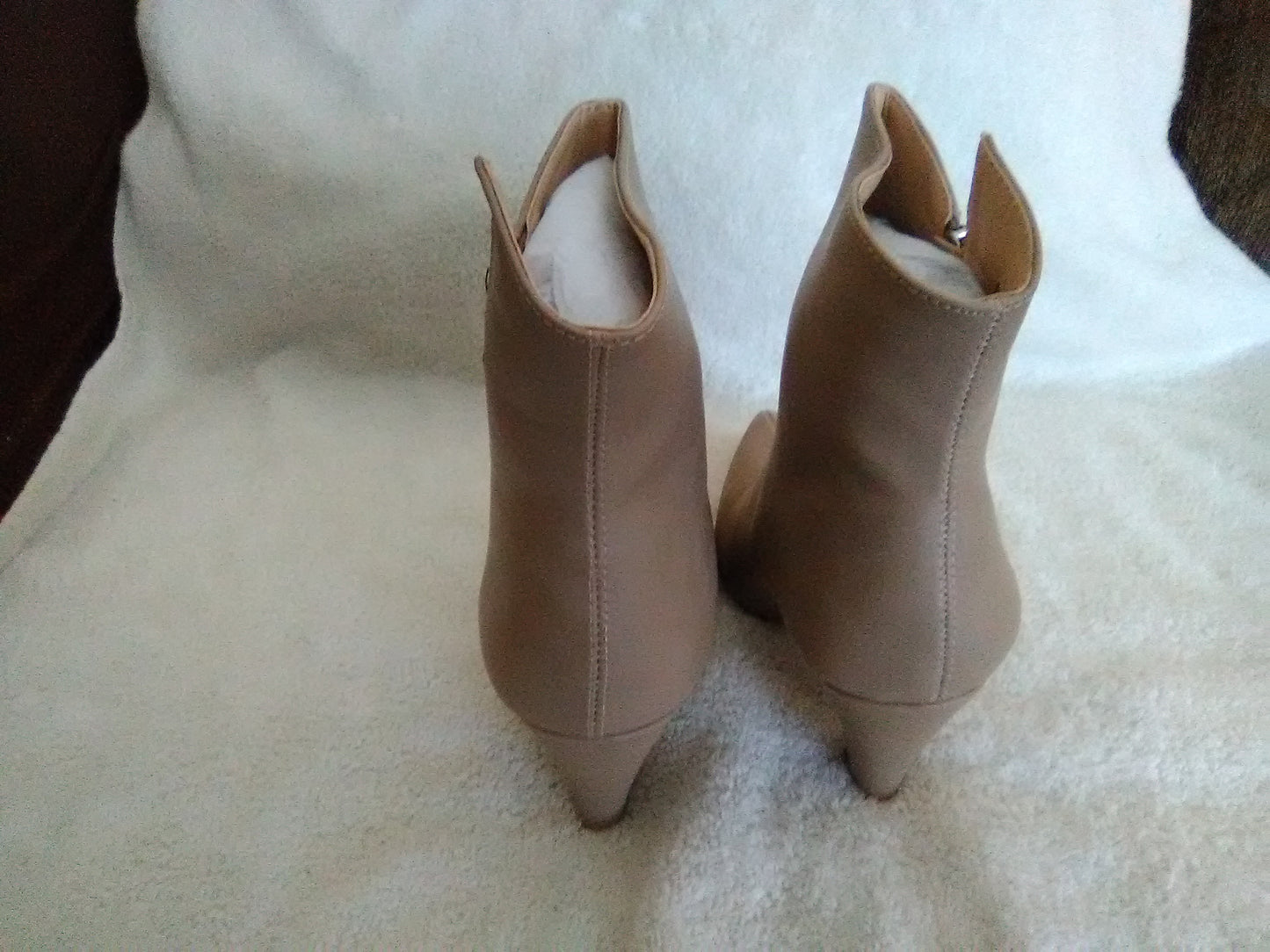 Women's Mackin J Ankle Boots Taupe 343-2 Sizes 7, 7.5, 8, 8.5, 9, 10