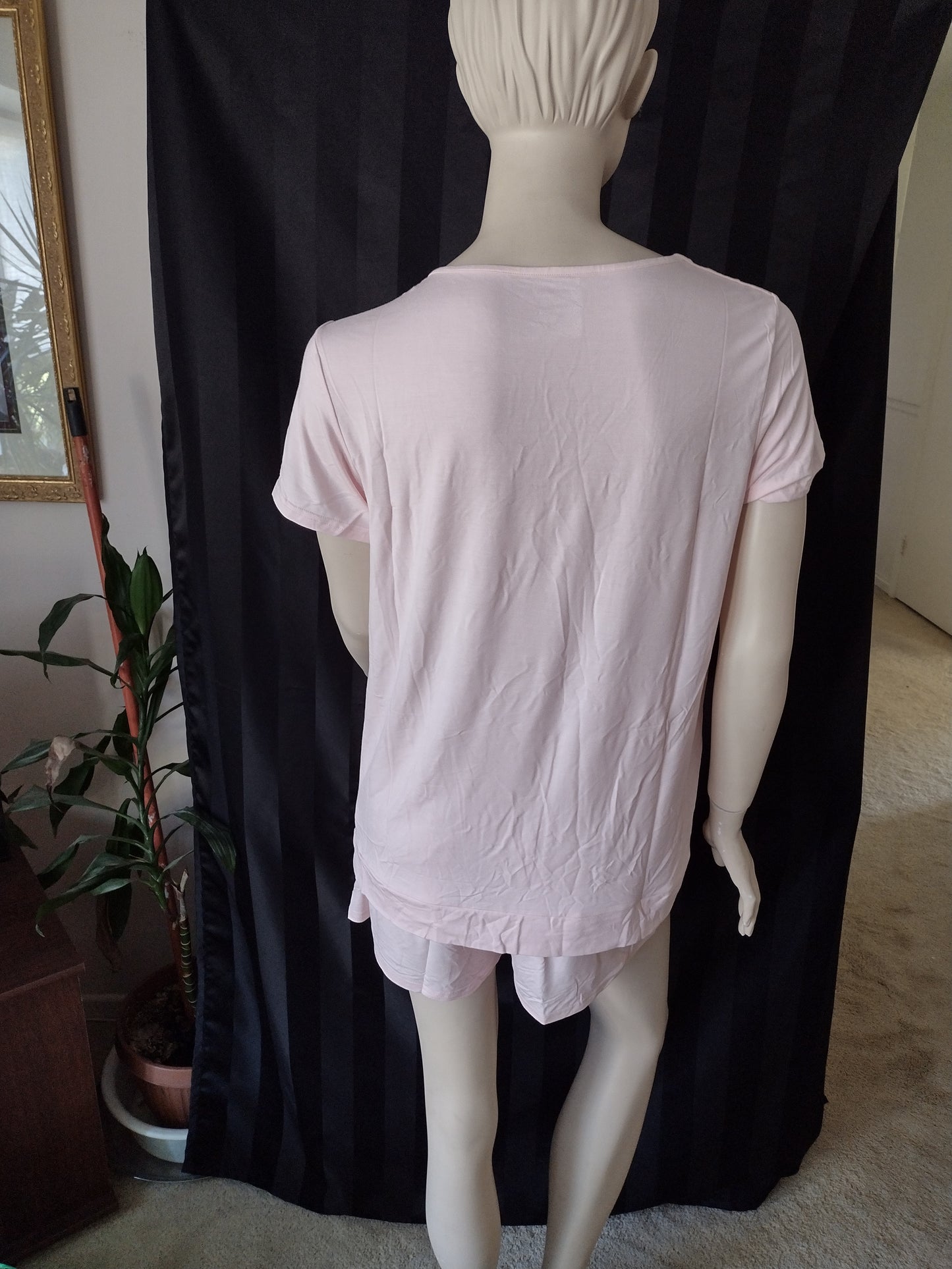 Women's 2Pc. Pajama Short Set Size M Light Pink