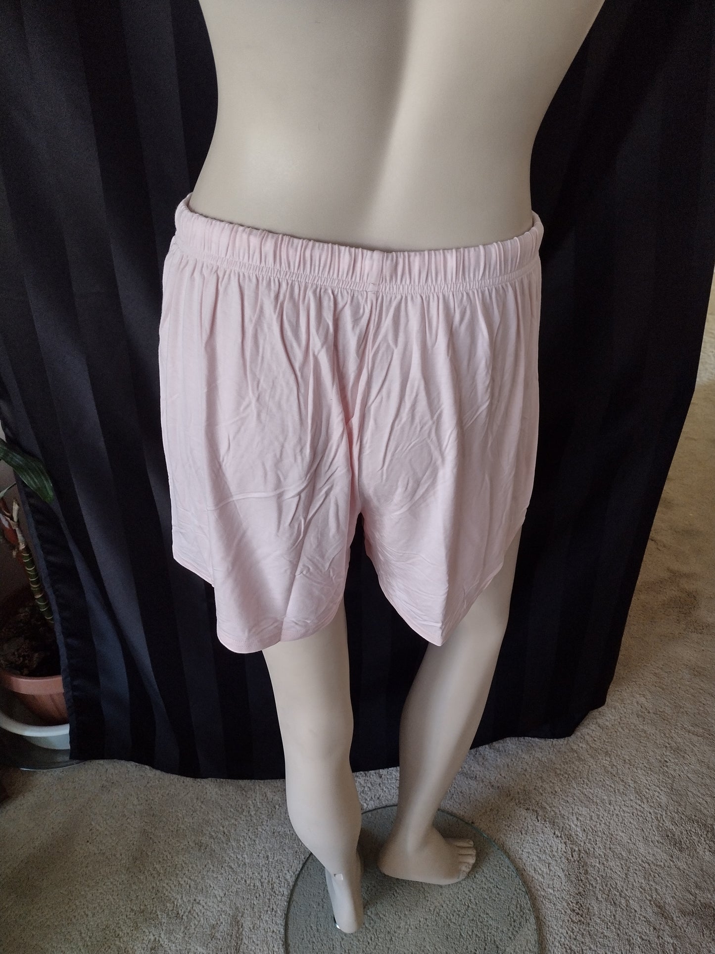 Women's 2Pc. Pajama Short Set Size M Light Pink