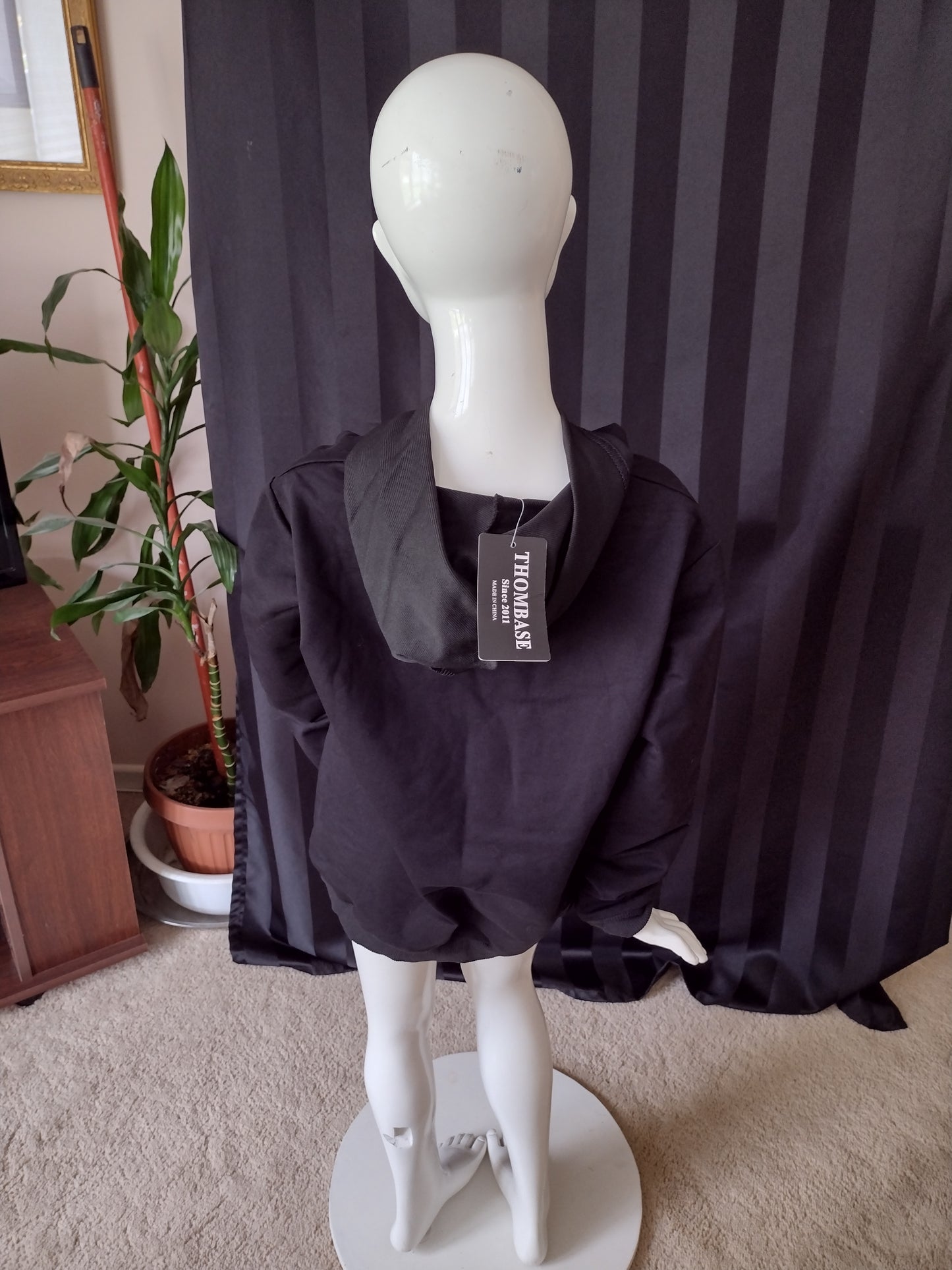 Youth Pullover Hoodie Size XL/16-18