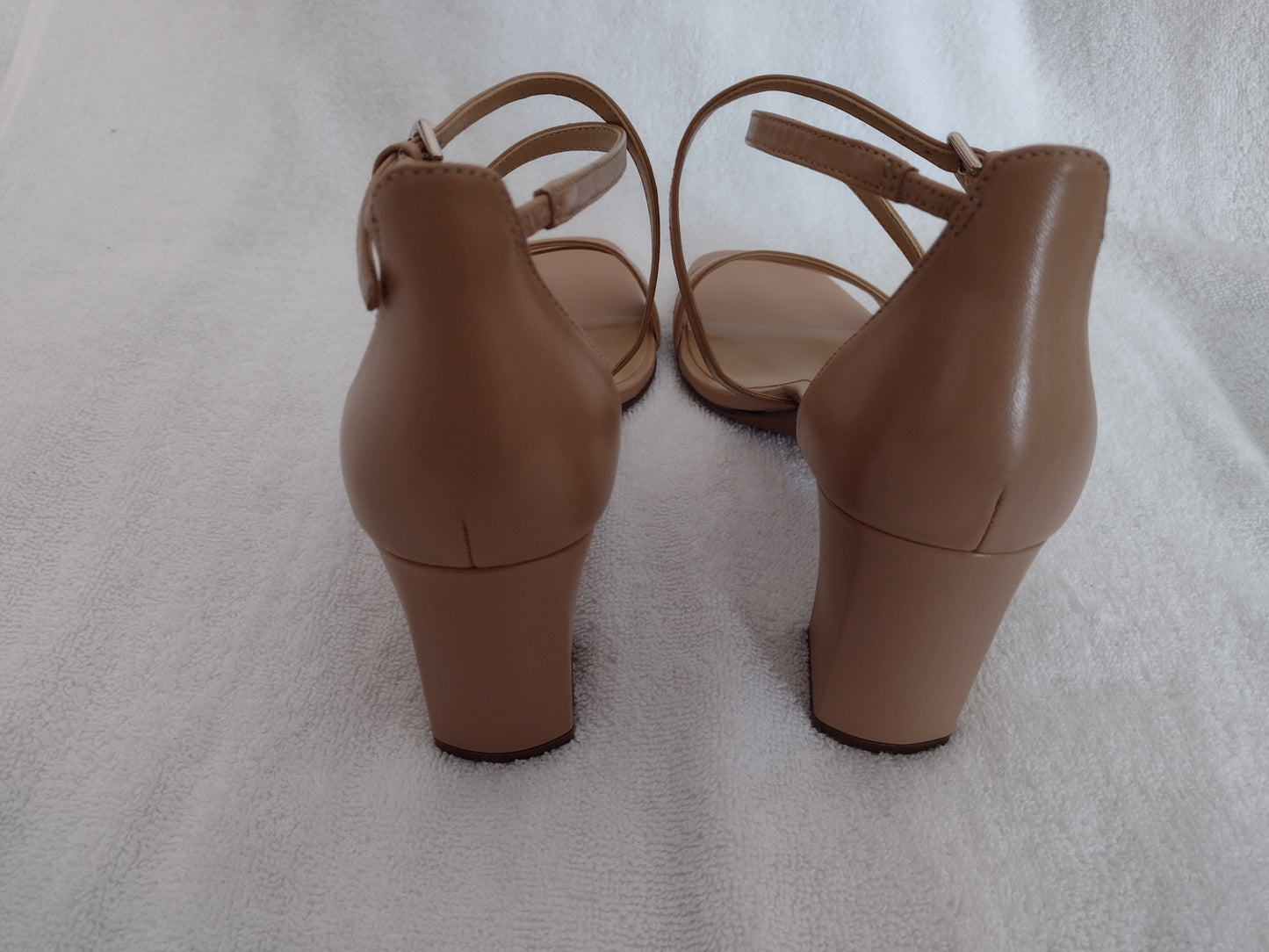 Naturalizer Tiff Dress Sandal Creme Brulee Size 9W