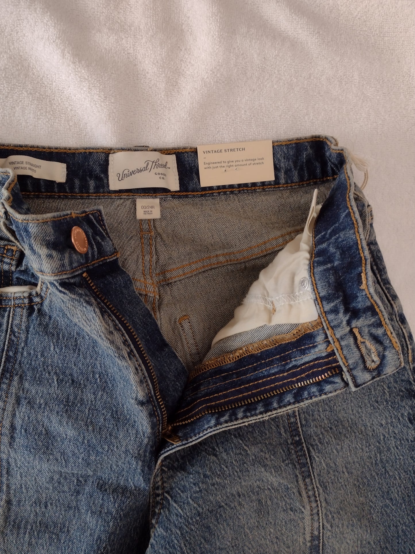 Women's Vintage Straight Stretch Jeans Size 00 ( 27" Waist) Medium Wash