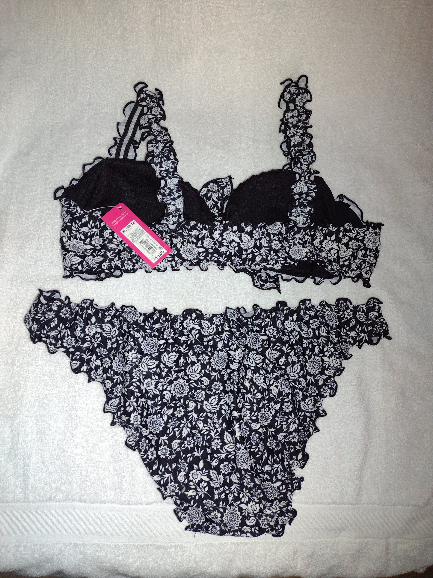Bikini Tops & Bottoms Black & White Floral by Xhilaration Juniors'