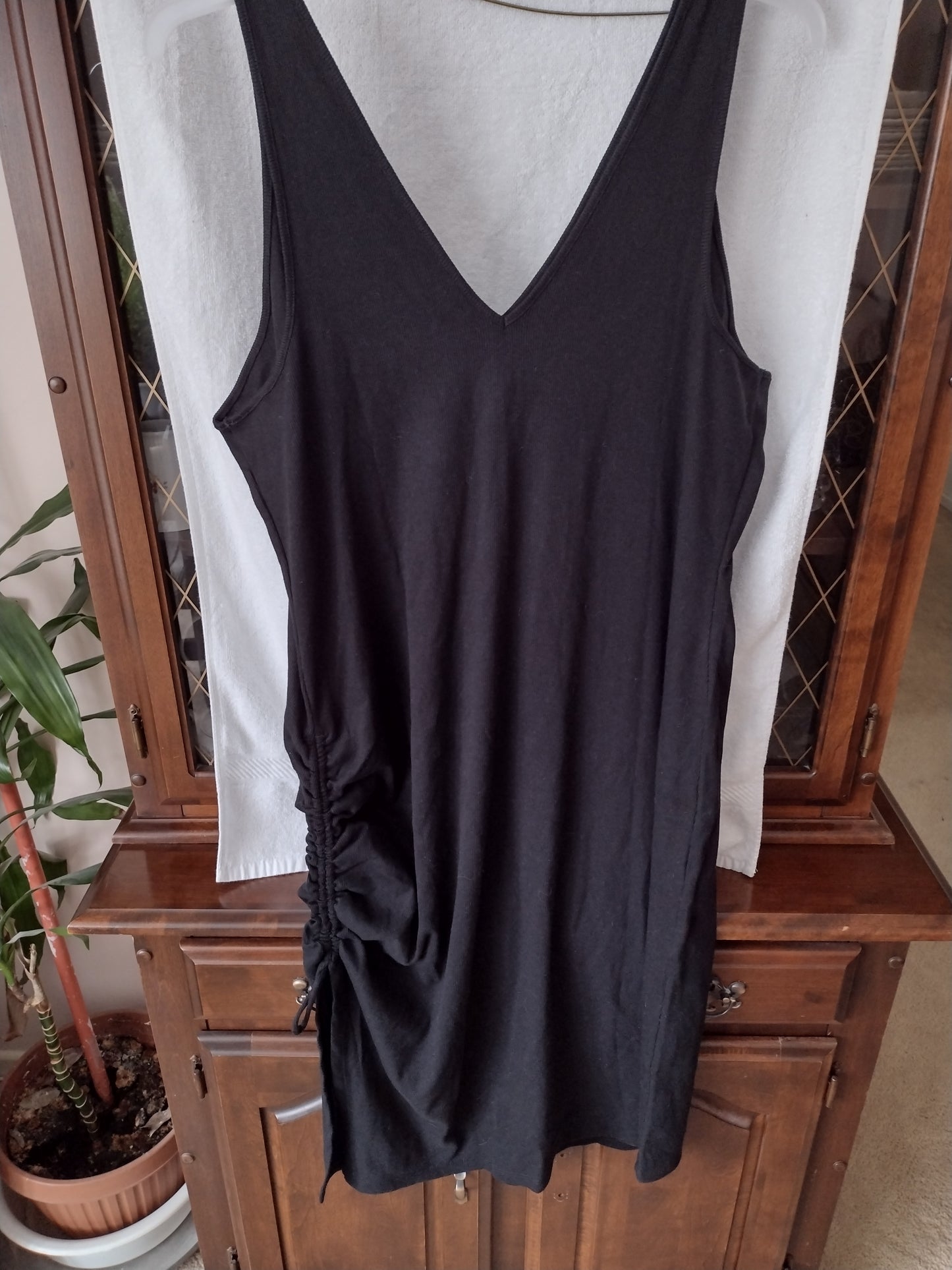 Black Sleeveless Deep V Neck Front Back Dress with Side Slit & Ruching Size L, 2X
