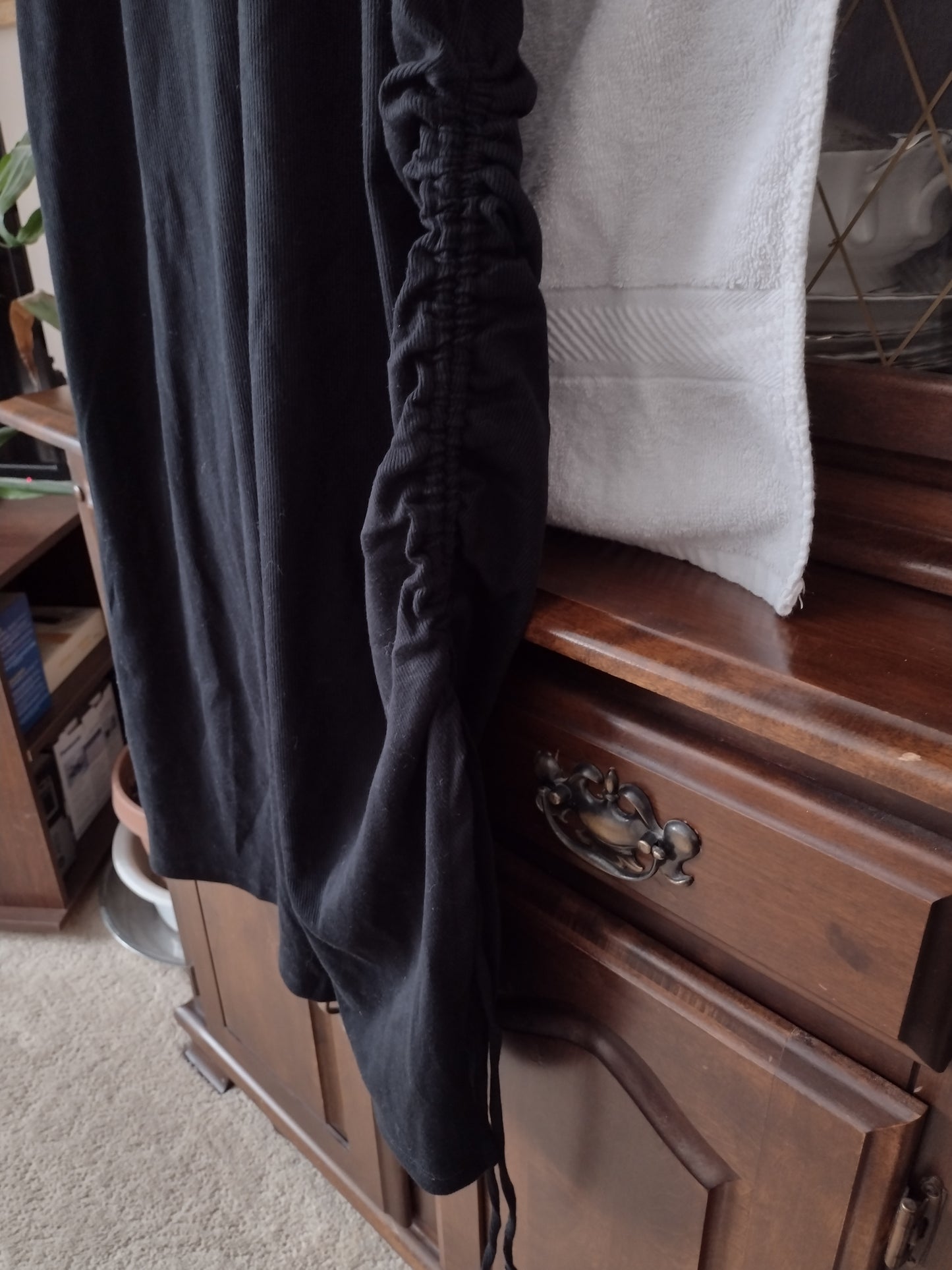 Black Sleeveless Deep V Neck Front Back Dress with Side Slit & Ruching Size L, 2X