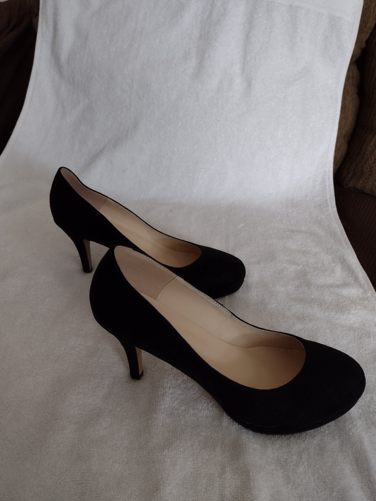 Women's Black Velvet Party/Wedding Shoes Size 8.5