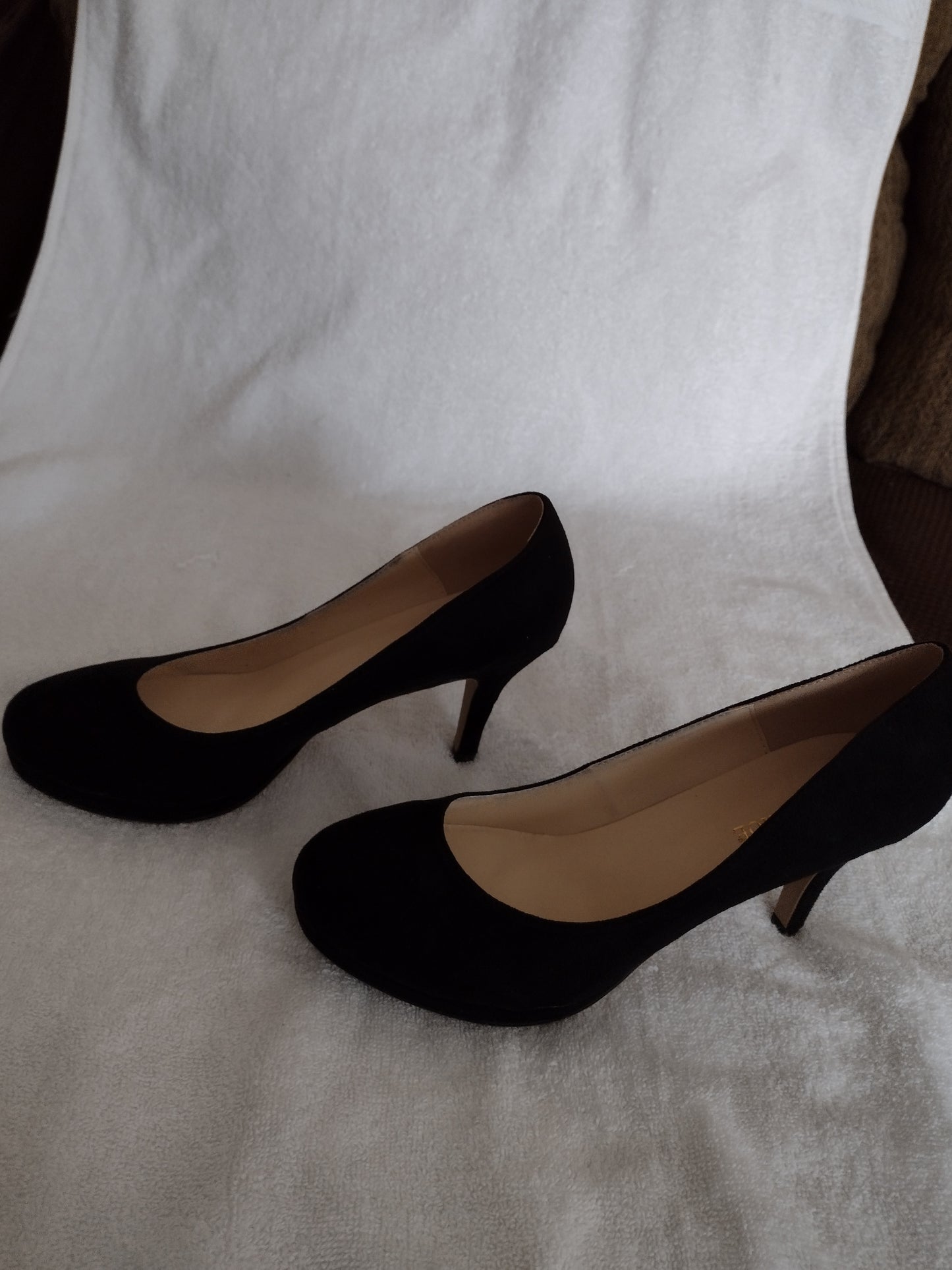 Women's Black Velvet Party/Wedding Shoes Size 8.5
