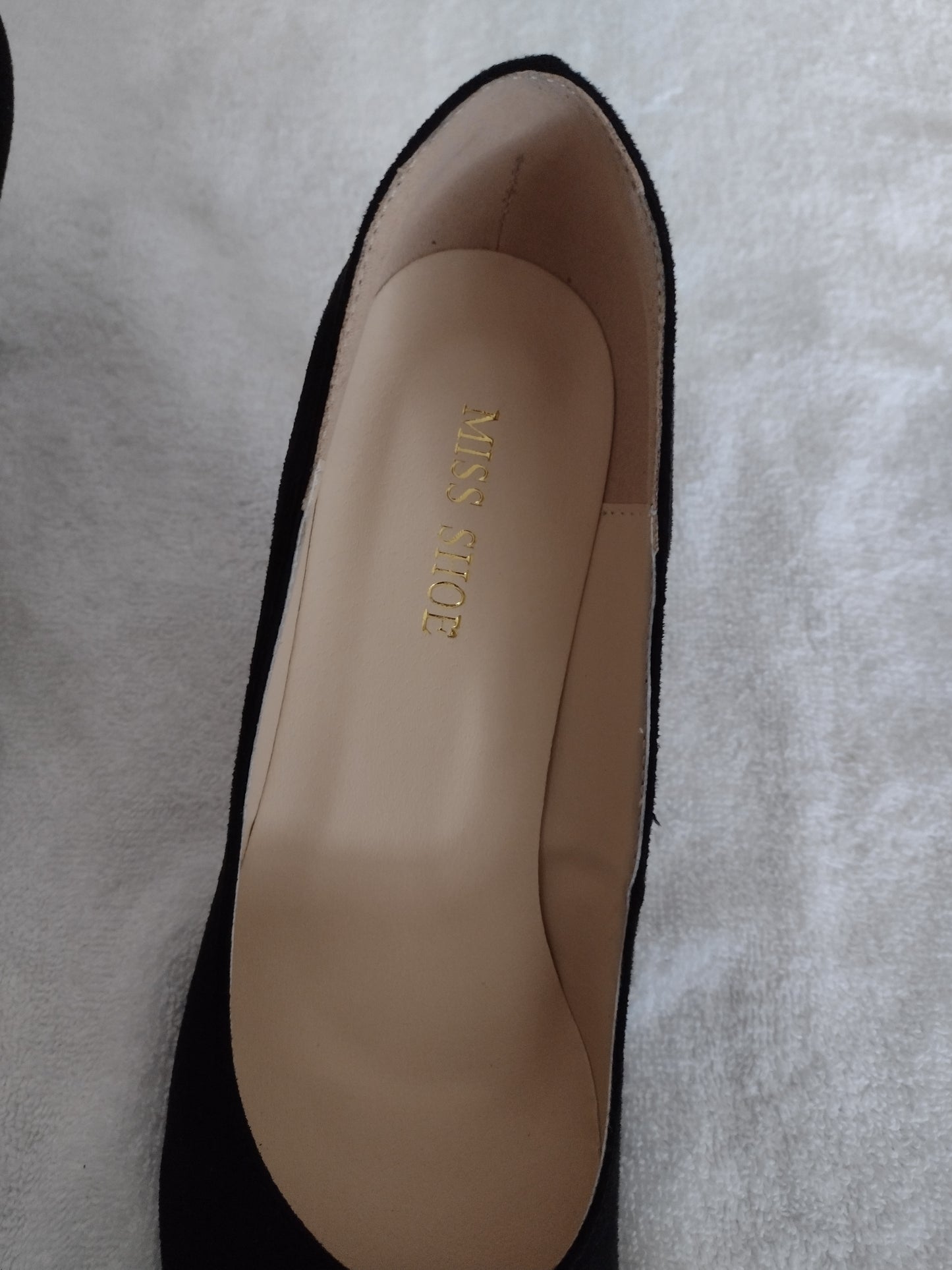 Women's Black Velvet Party/Wedding Shoes Size 8.5