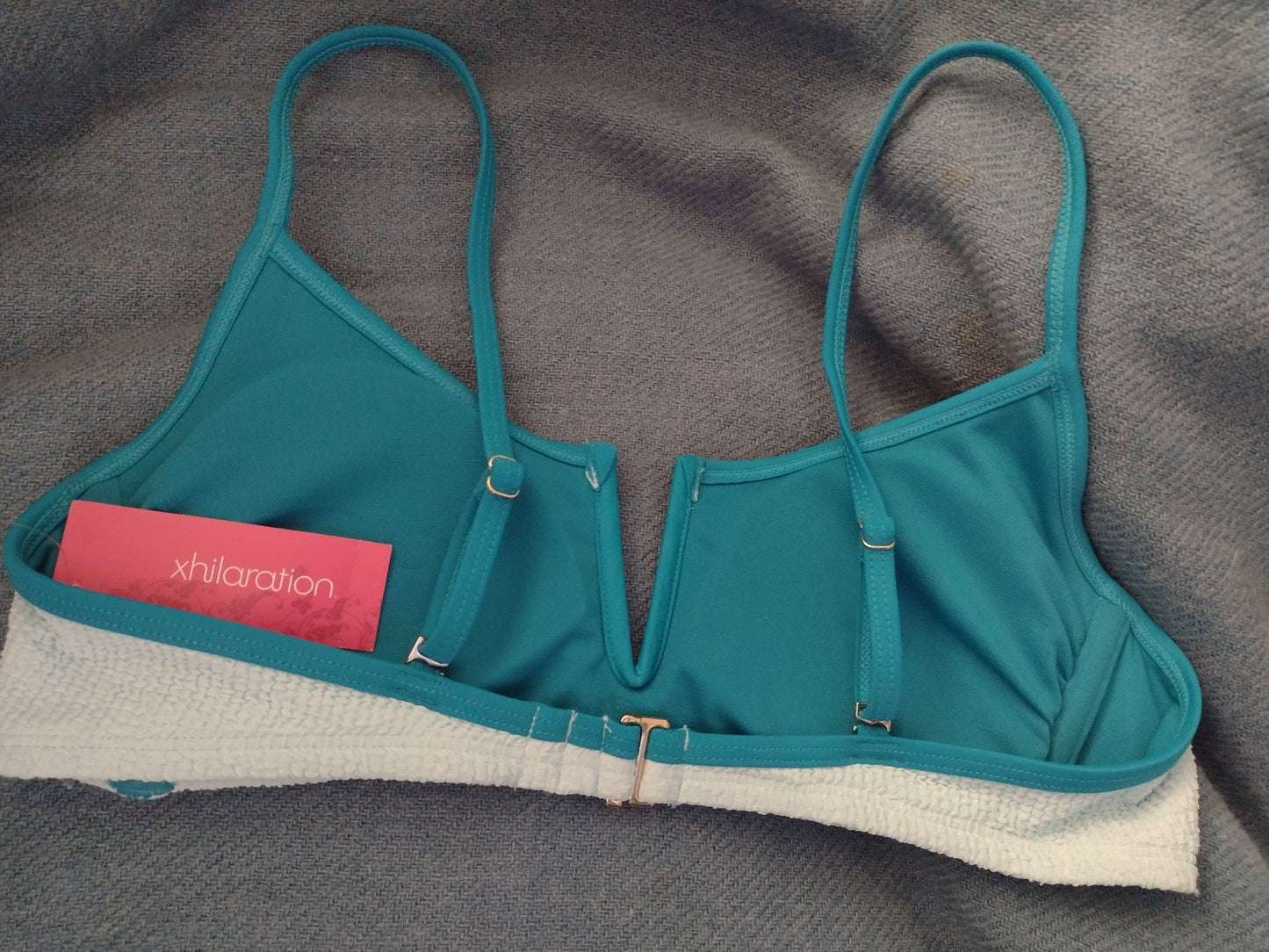 Juniors' Bikini Top by Xhilaration Size L (8-10)