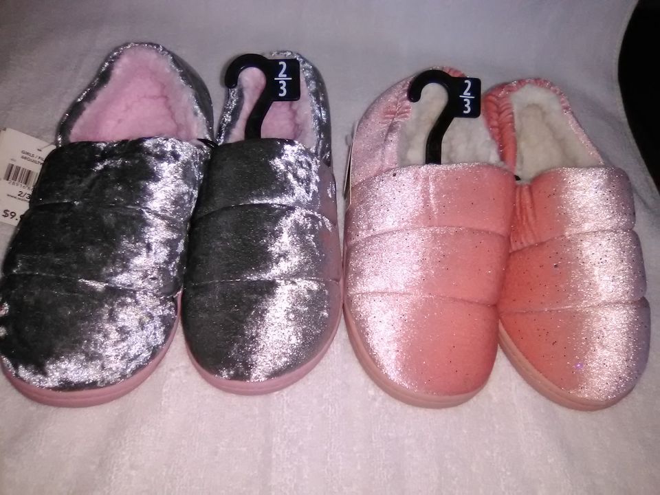 Girls  Comfy Quilt Slippers Sizes 13-1, 2-3