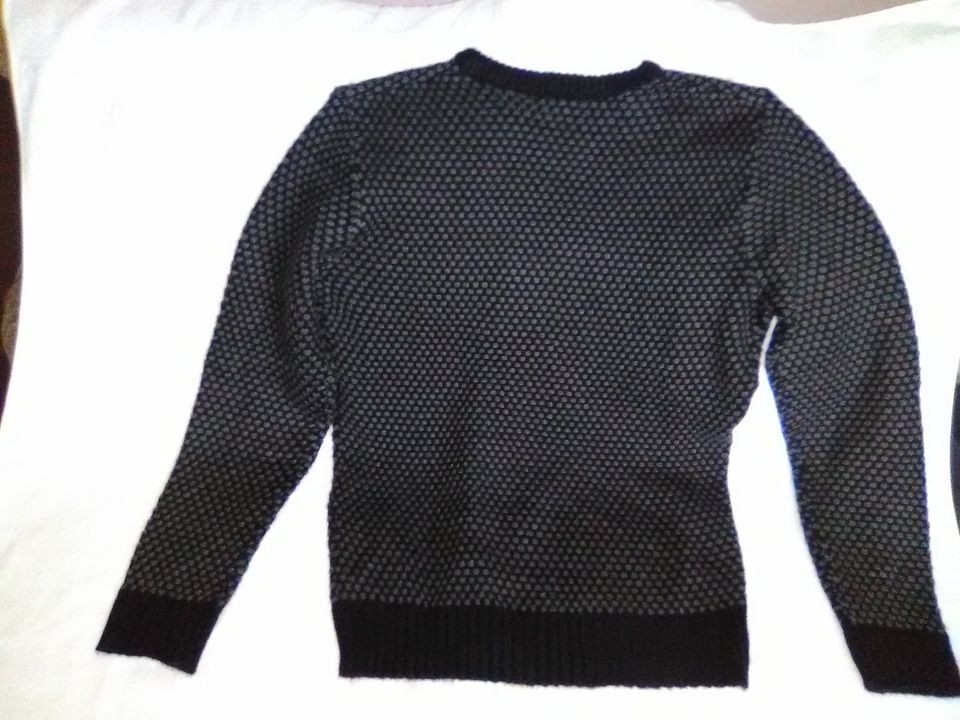 Men's Black Gray Sweaters Sizes S, M