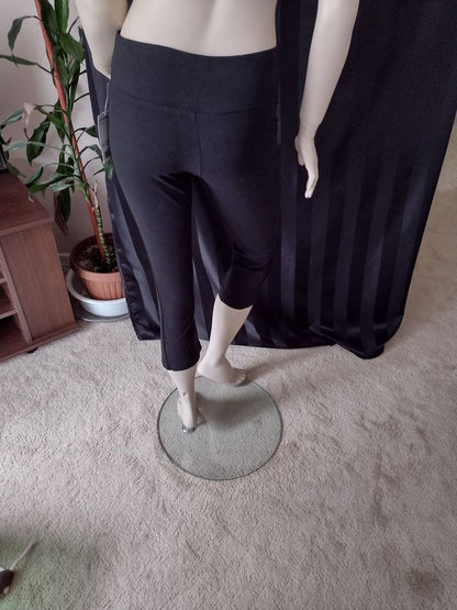 Women's Slim Cotton Capris by Jockey Size S