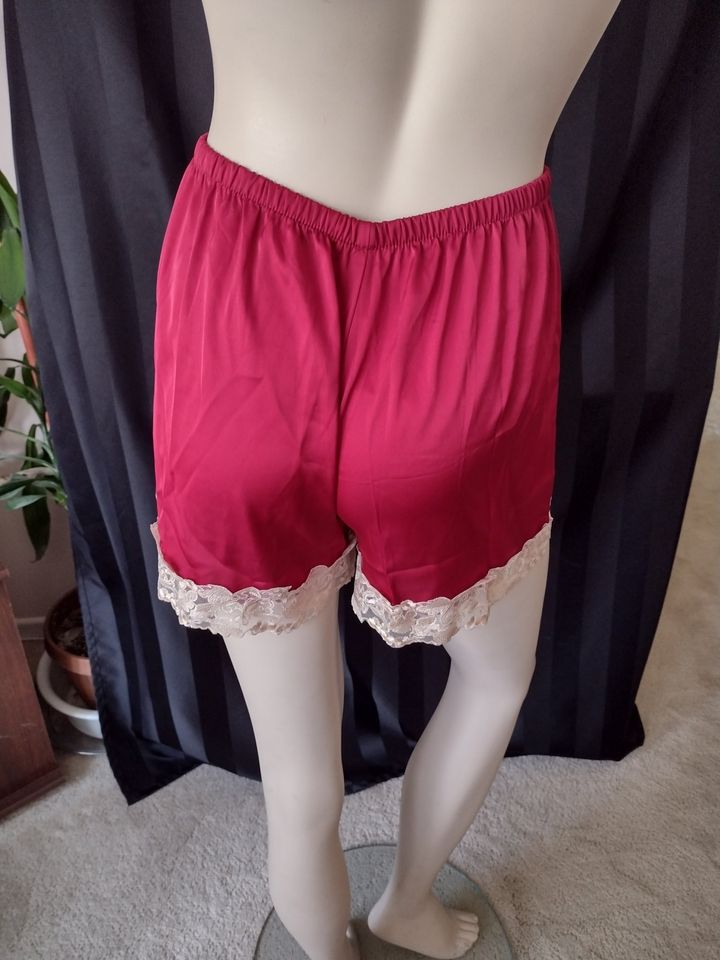 4Pcs. Sleepwear Set~Teddy, Pajama Shorts & Top, and Robe Size M