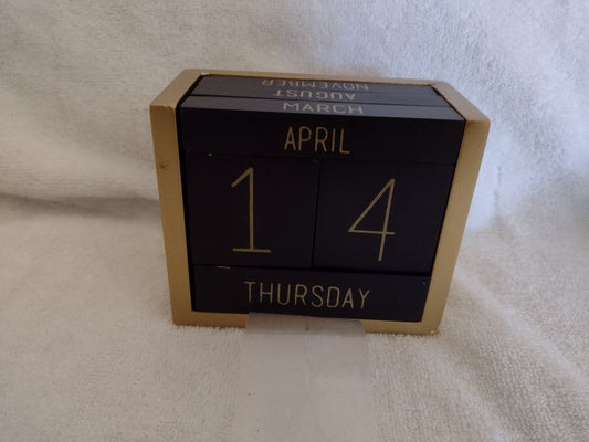 Wooden Block Calendar for Office/Home Desk