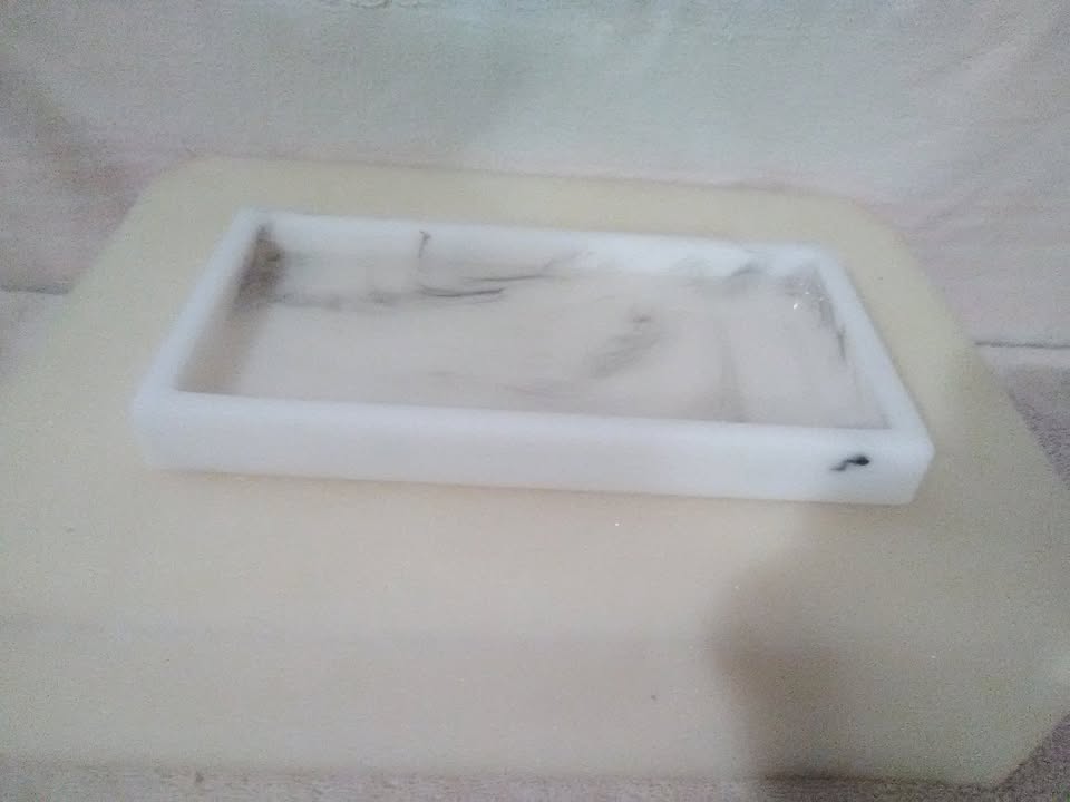 Resin Tray for Bathroom/Kitchen Decor 7.5"L x 4"W x 0.4"H