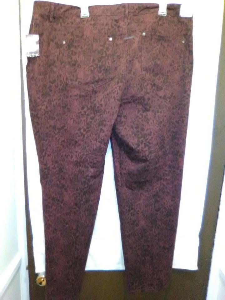 Gloria Vanderbilt Jeans Port Wine Distressed Leopard Size 22W